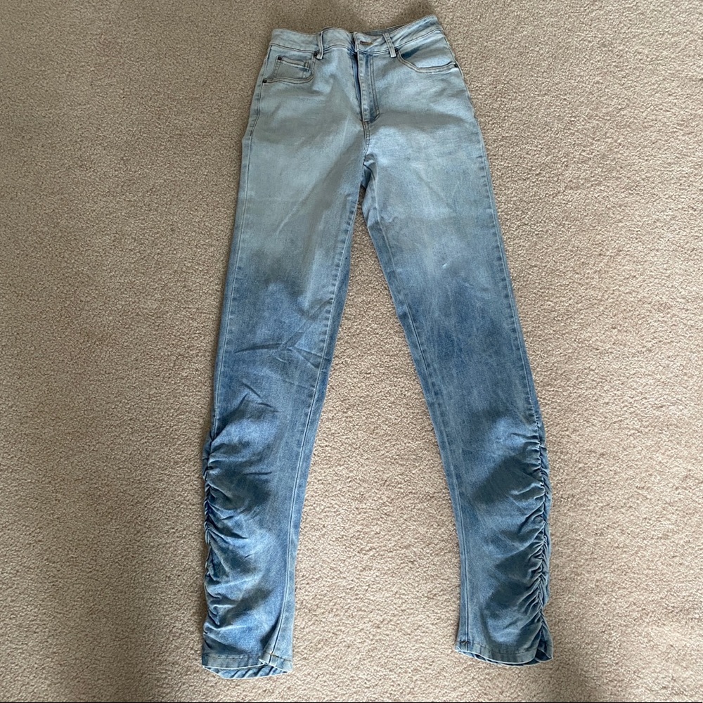 Ruched ombré jeans